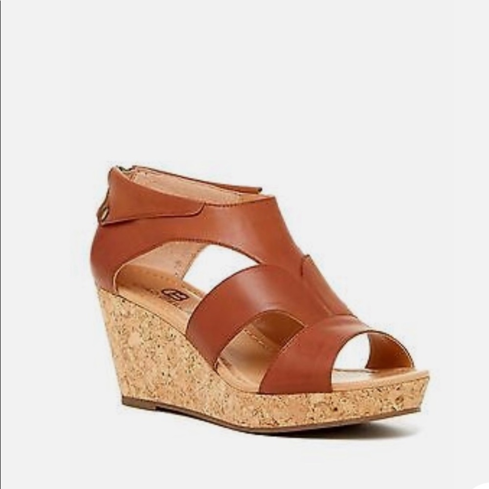 Ciao Bella Tan Leather Wedge Cork Sandals Size 10 Excellent Used Condition